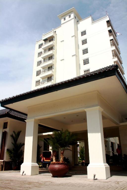 Colonial 3* Makassar