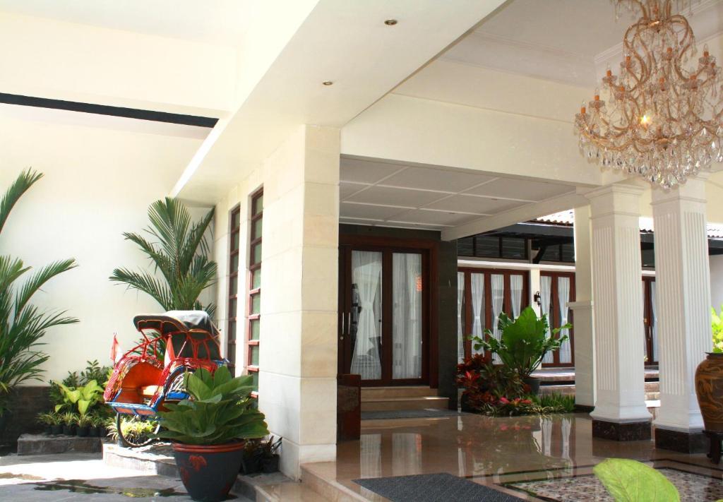 Colonial Hotel Makassar
