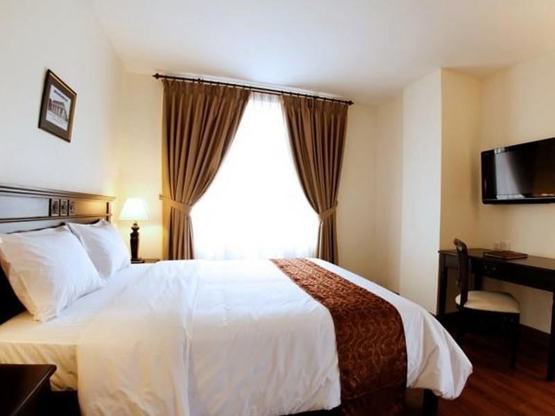 Hotel Colonial